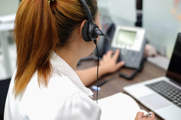 a call center agent recording a call