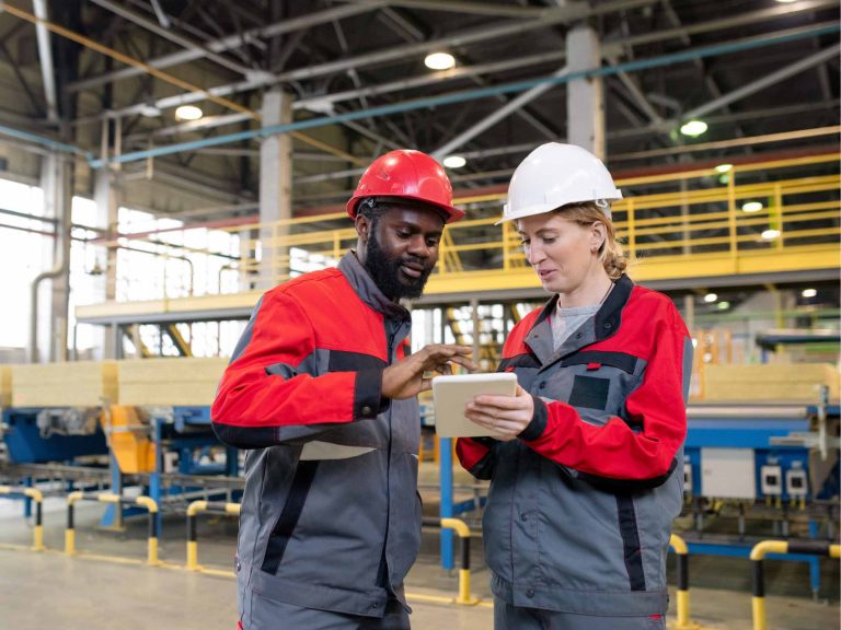 Leverage Scheduled Faxing to Close Manufacturing Deals